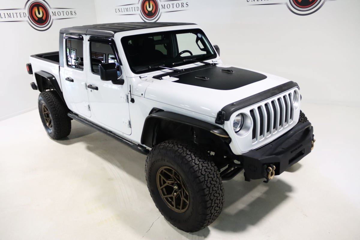 Used 2021 Jeep Gladiator Sport AWD/4WD image 8