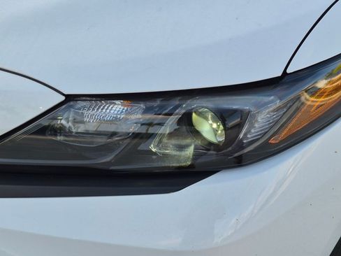 Used 2023 Toyota Camry SE w/ Convenience Package FWD image 7