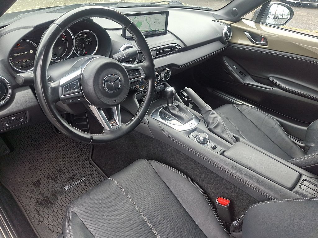 Used 2024 MAZDA MX-5 Miata Grand Touring w/ Weather Package RWD image 15