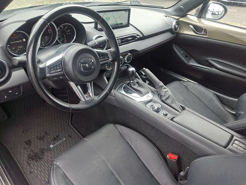 Used 2024 MAZDA MX-5 Miata Grand Touring w/ Weather Package RWD image 15
