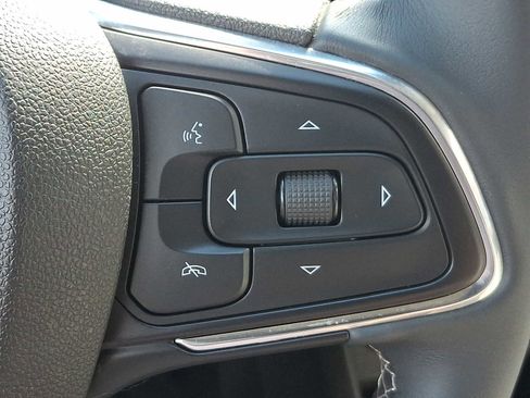 Used 2023 Buick Encore GX Select image 23