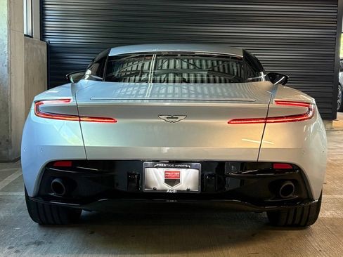 Used 2017 Aston Martin DB11 V12 RWD image 8
