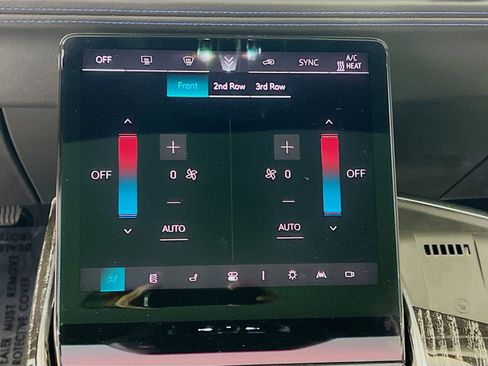 Used 2025 Cadillac Escalade IQ Sport 1 AWD/4WD image 16