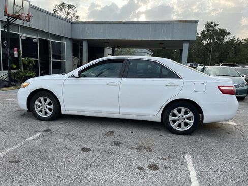 Used 2008 Toyota Camry LE image 9
