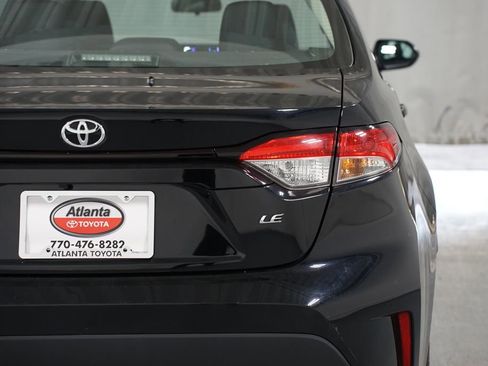 Certified 2023 Toyota Corolla LE image 10