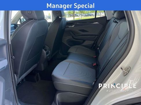 New 2025 Volkswagen Tiguan SE image 27