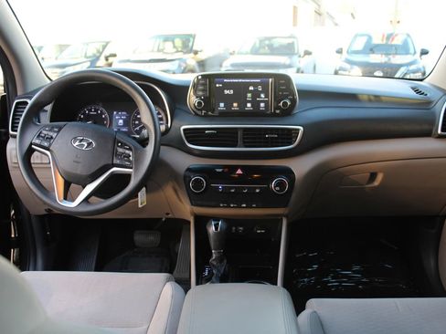 Used 2019 Hyundai Tucson SE FWD image 13