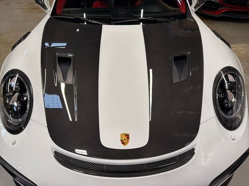 Used 2018 Porsche 911 GT2 RS RWD image 12