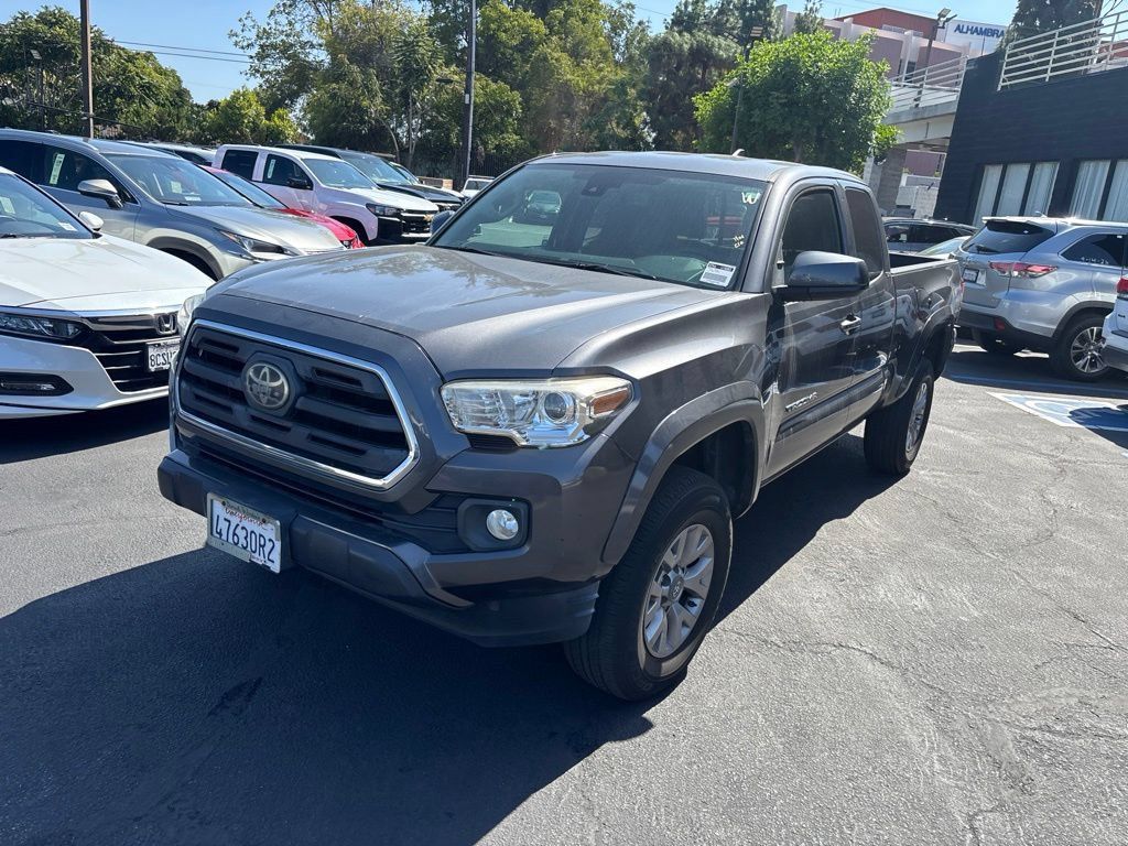 Used 2019 Toyota Tacoma SR5 RWD image 8