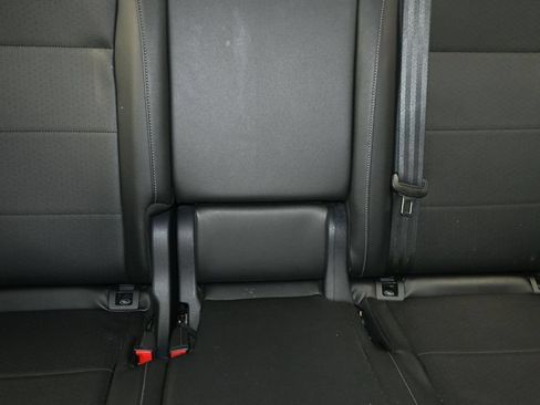 Used 2018 Volkswagen Tiguan SE FWD image 27