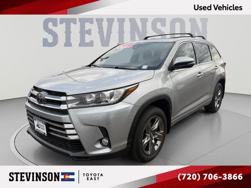 Used 2018 Toyota Highlander Limited Platinum AWD/4WD image 1