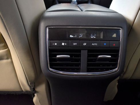 Used 2016 MAZDA CX-9 Grand Touring image 37