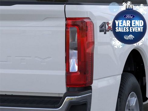 New 2026 Ford F250 XLT image 21