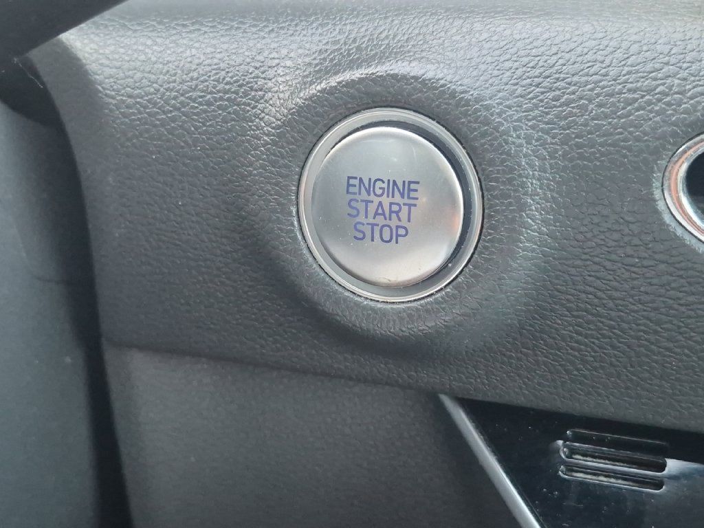 Used 2020 Hyundai Sonata Limited FWD image 22