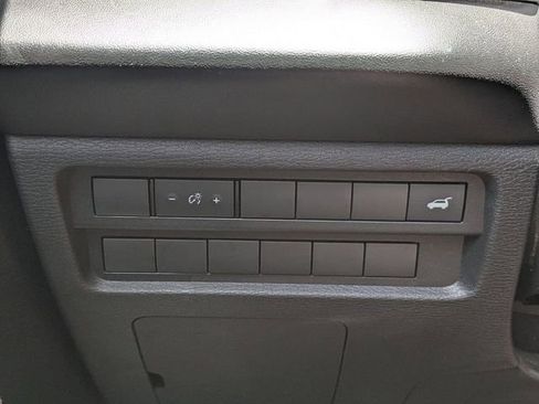 Used 2024 Mitsubishi Outlander SE AWD/4WD image 27