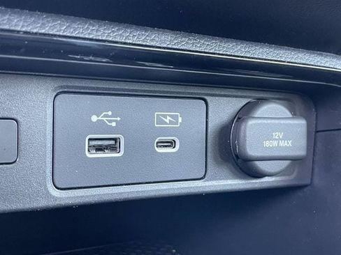Used 2025 Honda CR-V EX image 19