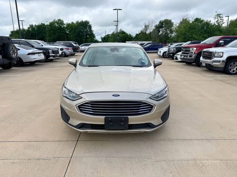 Used 2019 Ford Fusion S FWD image 2
