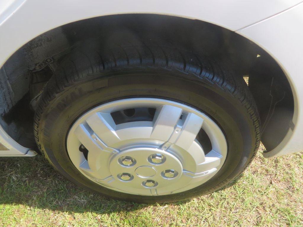 Used 2014 Scion xB FWD image 23