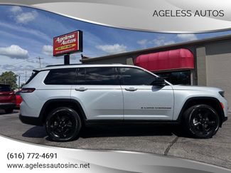Used 2023 Jeep Grand Cherokee L Altitude image 1