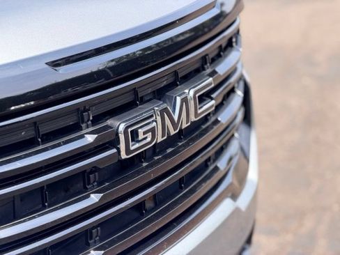 Used 2023 GMC Acadia SLT w/ Elevation Edition AWD/4WD image 32