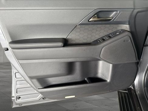Certified 2025 Lexus GX 550 w/ Accessory Package (2T) AWD/4WD image 8