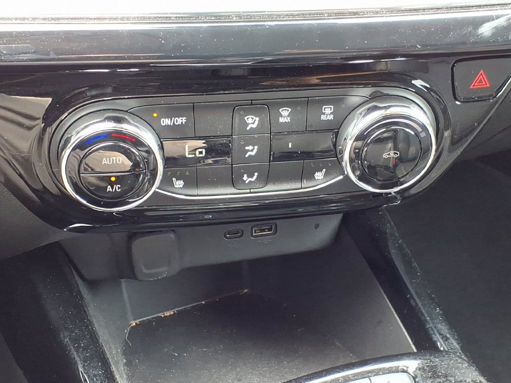 Used 2024 Chevrolet Trax ACTIV FWD image 26