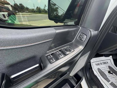 Used 2023 Ford F150 Raptor AWD/4WD image 11