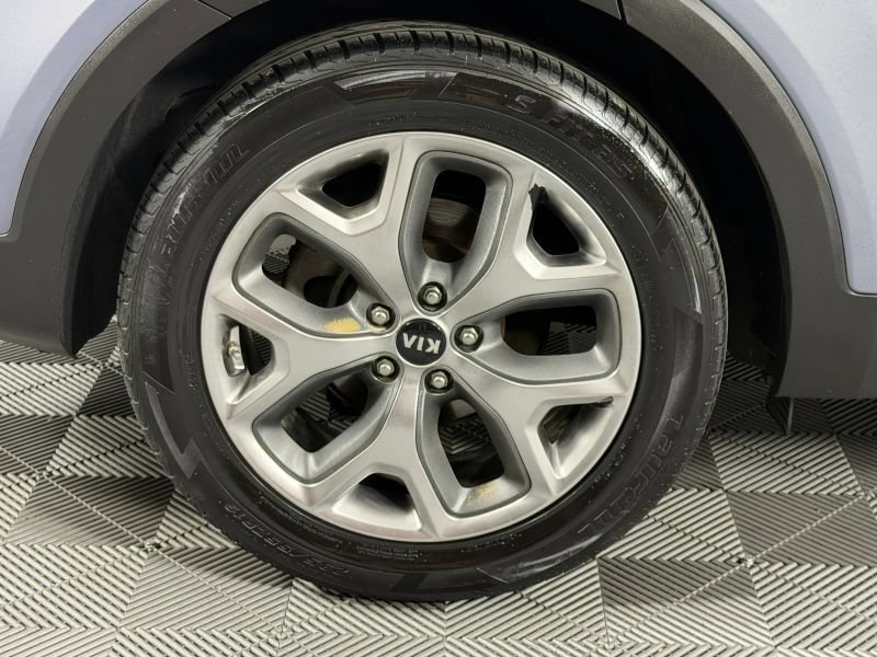 Used 2019 Kia Sorento EX AWD/4WD image 64