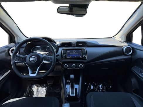 Used 2020 Nissan Versa S FWD image 10
