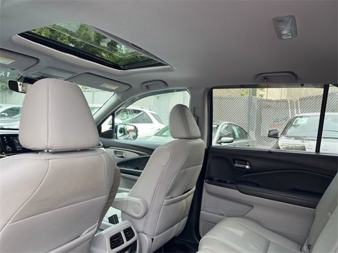 Used 2019 Honda Pilot EX-L image 19