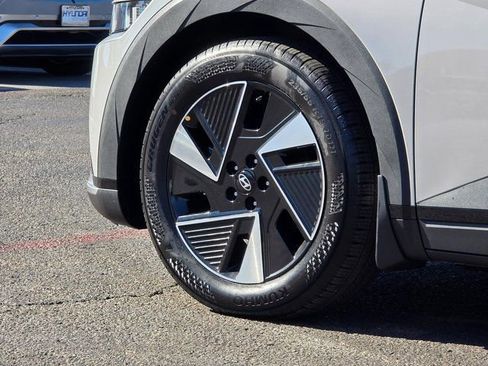 New 2026 Hyundai Ioniq 5 SEL image 8