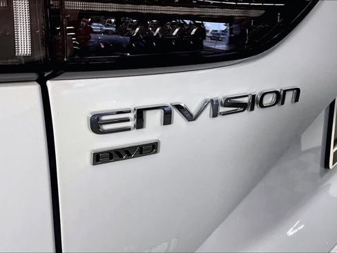 Used 2025 Buick Envision Avenir AWD/4WD image 30