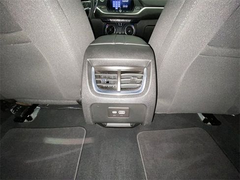 Used 2022 Chevrolet Blazer LT image 28