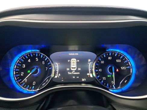 New 2026 Chrysler Pacifica Select image 21