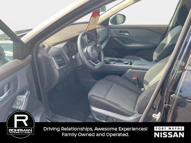 Certified 2023 Nissan Rogue SV AWD/4WD image 12