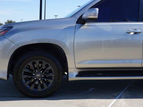 Certified 2022 Lexus GX 460 Premium image 10