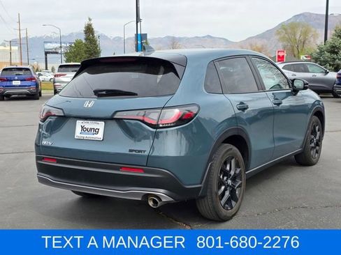 Used 2024 Honda HR-V Sport image 3