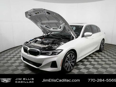 Used 2025 BMW 330i xDrive Sedan AWD/4WD image 33