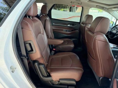 Used 2021 Buick Enclave Avenir w/ Avenir Technology Package AWD/4WD image 22