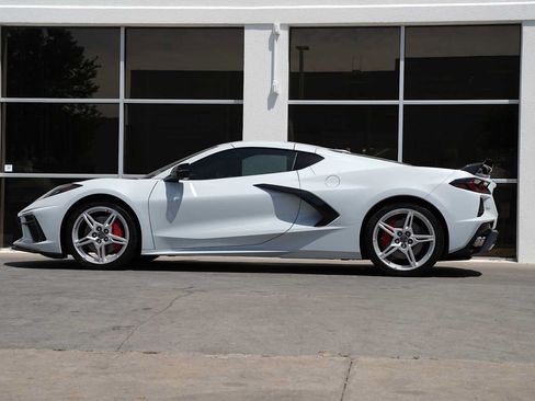 Used 2023 Chevrolet Corvette Stingray Preferred Cpe w/ Z51 Performance Package RWD image 12