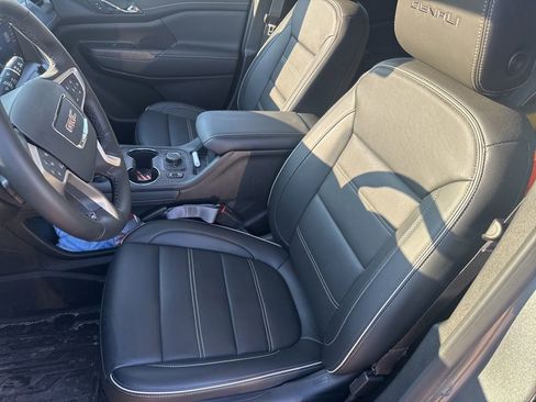 Used 2023 GMC Acadia Denali w/ Trailering Package image 15