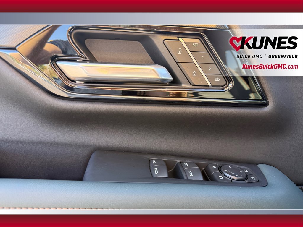 New 2026 GMC Yukon AT4 w/ AT4 Premium Plus Package AWD/4WD image 16