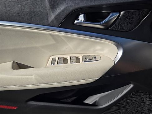 New 2026 Genesis G70 2.5T image 17