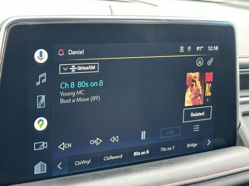 Used 2022 Chevrolet Suburban RST w/ Luxury Package image 16