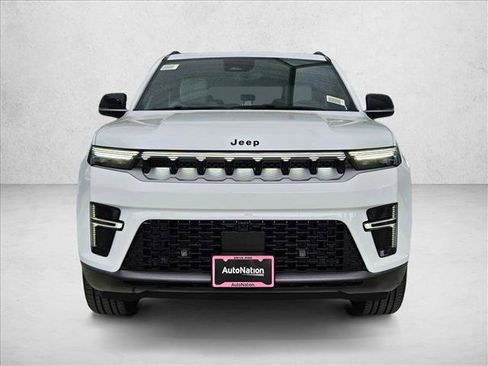 New 2026 Jeep Grand Wagoneer 2WD image 6
