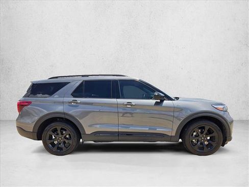Used 2023 Ford Explorer ST-Line w/ Class IV Trailer Tow Package RWD image 4