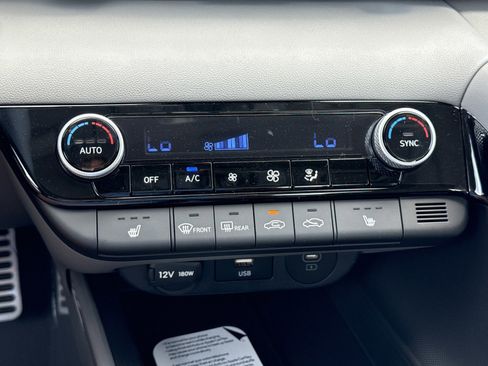 New 2026 Hyundai Elantra SEL Sport FWD image 24