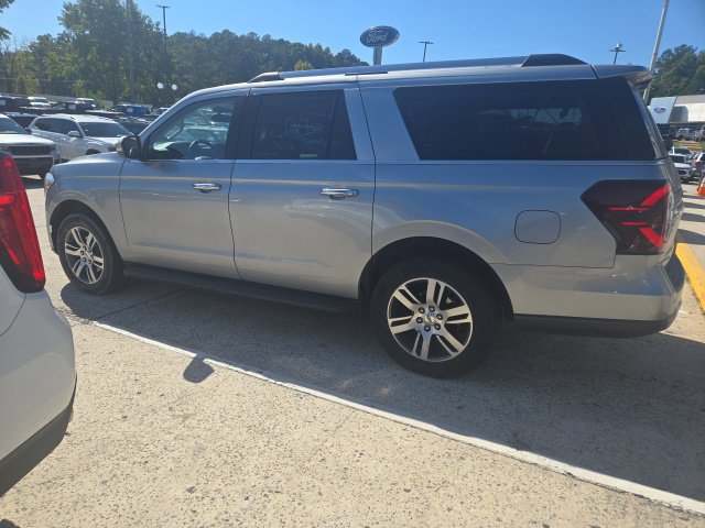 Used 2024 Ford Expedition Max Limited AWD/4WD image 6
