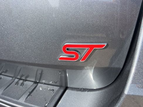 New 2026 Ford Explorer ST image 8