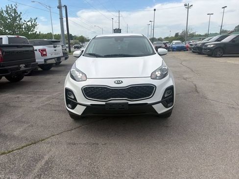 Used 2021 Kia Sportage LX AWD/4WD image 2